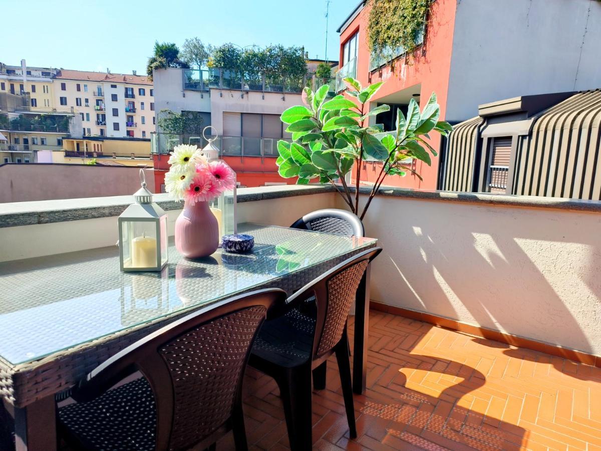Exclusive And Unobtainable Big Terrace In Milano Downtown With Ac, Wifi, Subway M1 And M2 In Shopping Area Daire Dış mekan fotoğraf